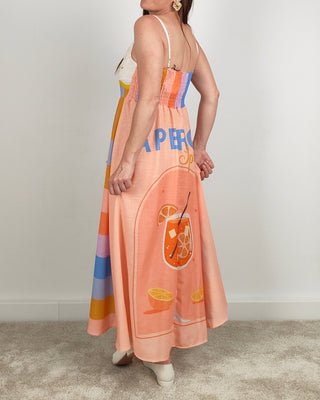 Modella indossa Abito Summer Sunshine