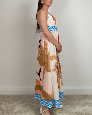 Modella indossa Abito Summer Fantasia Sun