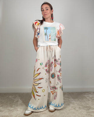 Modella indossa Pantalone Misto Lino Bird
